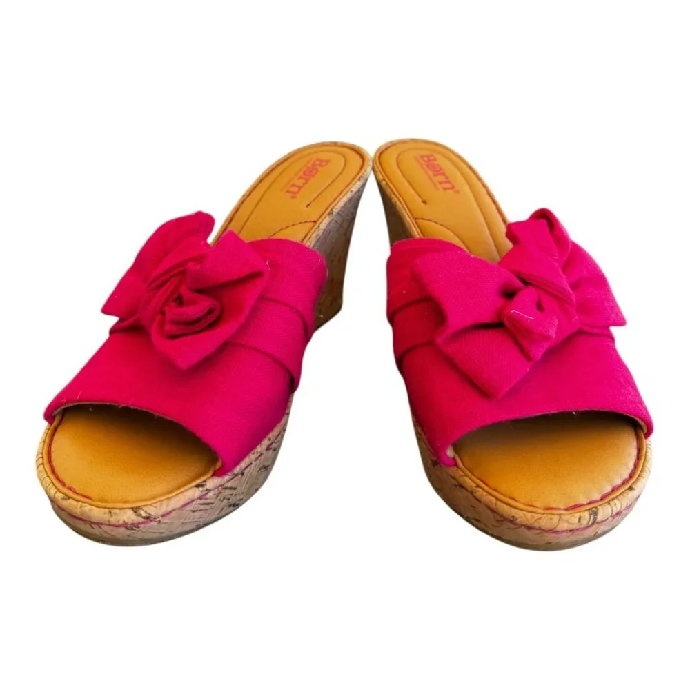 NWT Born Fuchsia Pink Bow Slide Wedge Sandals Size 8